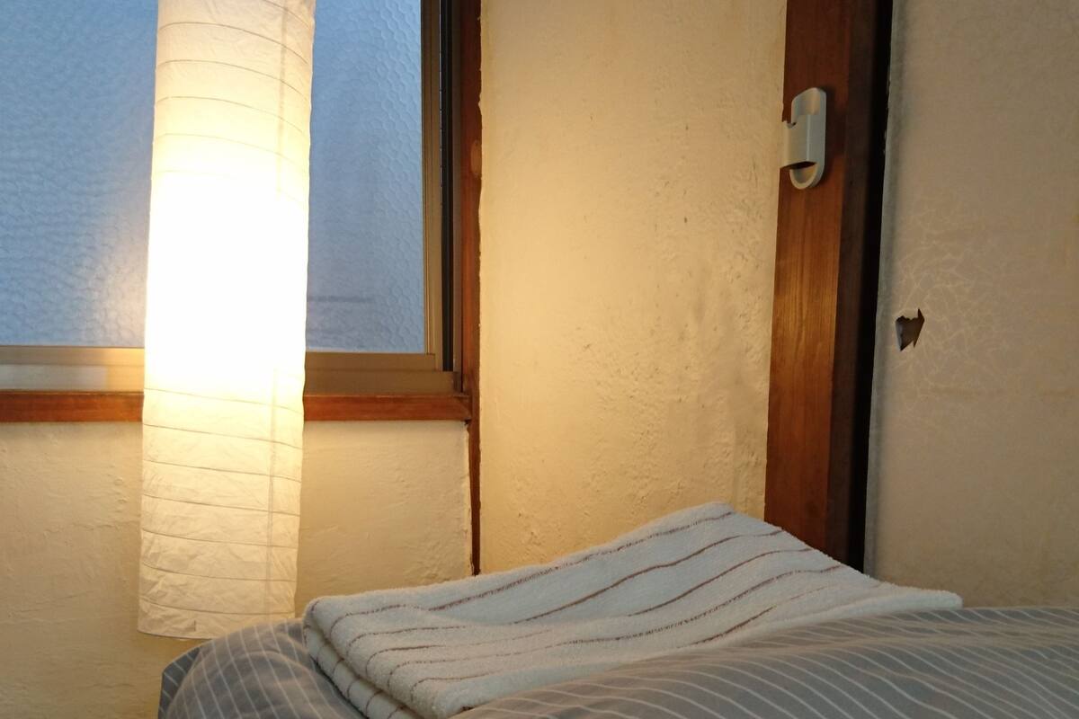 In-room safe, free WiFi