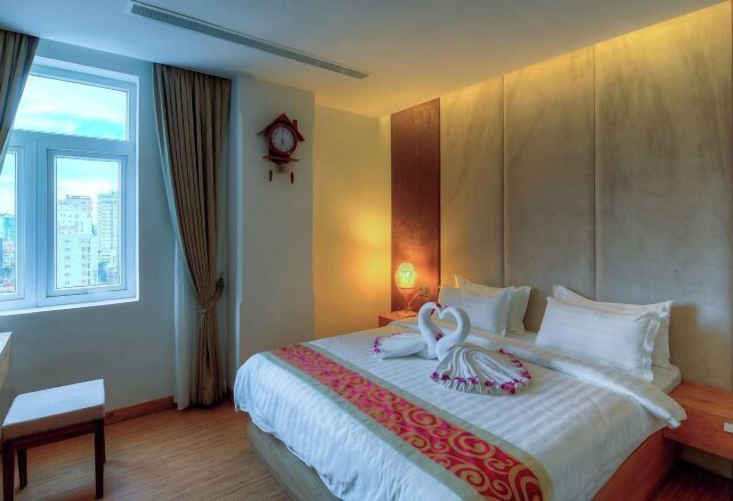 มินิ บาร์, ตู้นิรภัยในห้องพัก, ห้องพักตกแต่งอย่างมีเอกลักษณ์