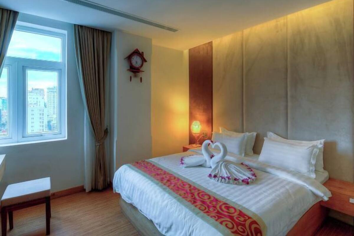 Frigobar, cofres nos quartos, individualmente decorados