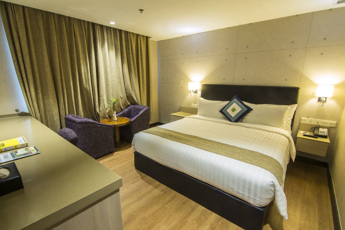 Superior Single Room | Premium bedding, in-room safe, desk, soundproofing