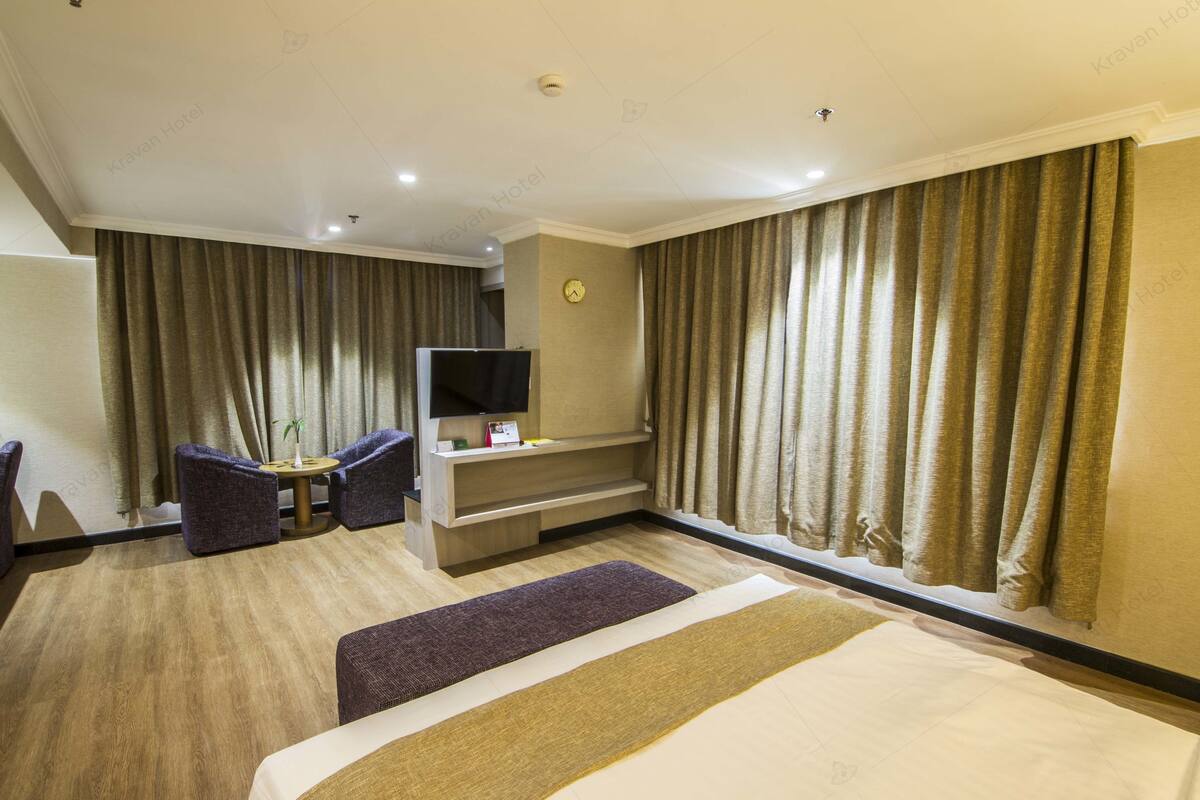 Deluxe Double or Twin Room | Premium bedding, in-room safe, desk, soundproofing