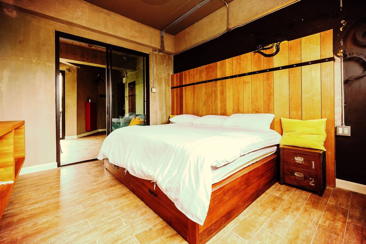 One Bedroom Suite | Minibar, desk, WiFi (free), individually decorated