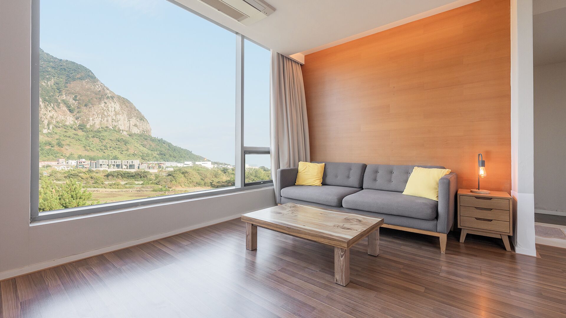 Habitación Deluxe (On request Discount on Bubble Spa 30%) | Cortinas blackout, insonorización, wifi gratis y ropa de cama 