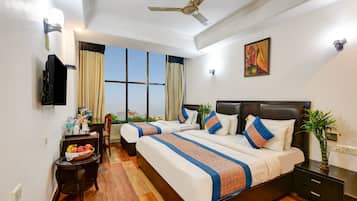 Family Room | Premium bedding, Select Comfort beds, minibar, in-room safe