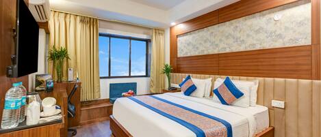 Premium bedding, Select Comfort beds, minibar, in-room safe