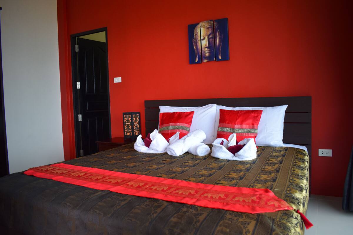 Suite Premium | Bar mini, peti besi dalam bilik, meja, Wi-fi percuma 