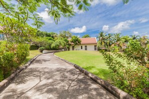4 Bedrooms Villa with Private Pool | Terrace/patio - Ocean View Villa by Pattaya Sunny Rentals (Chonburi)