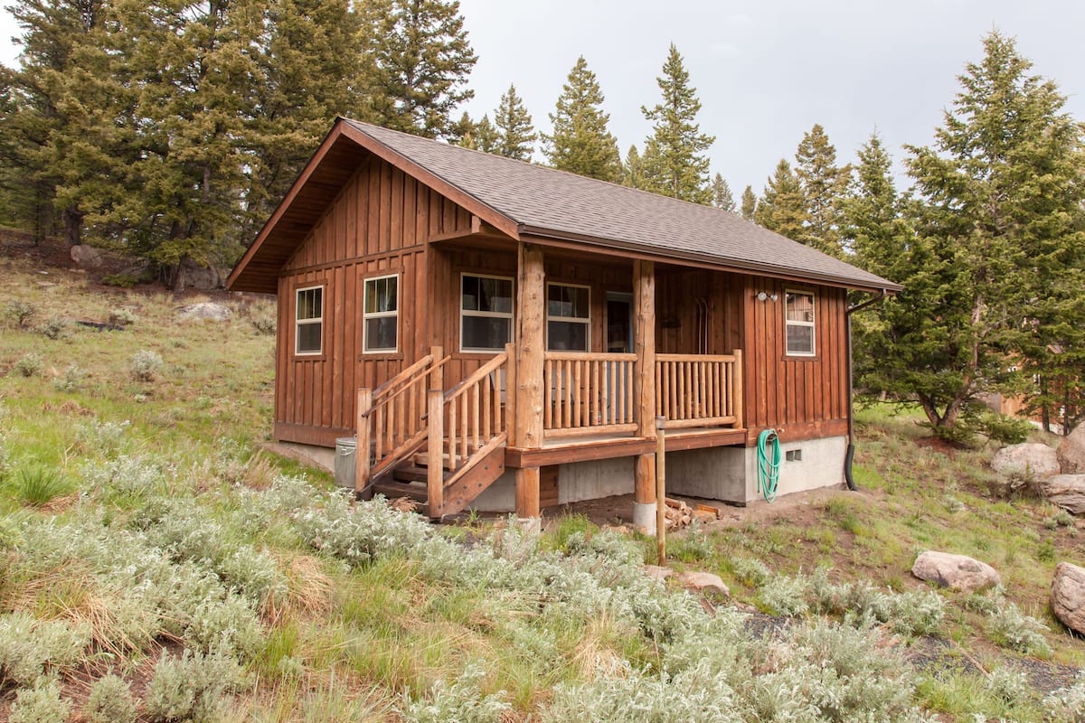 Standard Cabin, 1 Queen Bed, Non Smoking, Kitchen | Down comforters, memory foam beds, individually decorated