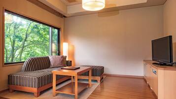 Japanese Western Style Corner Suite Room with Semi Open-air bath, Garden view (Second floor) | Premium bedding, down comforters, in-room safe, desk