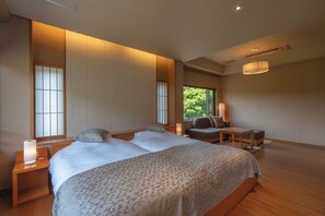 Japanese Western Style Corner Suite Room with Semi Open-air bath, Garden view (Second floor) | Premium bedding, down comforters, in-room safe, desk - Narashino no sato Gyokusui -6 years or older- (Higashiizu)