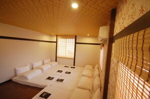 오리/거위털 이불, 책상, 간이 침대, 무료 WiFi