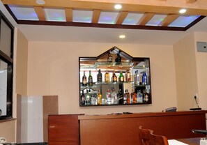 Bar (en la propiedad)