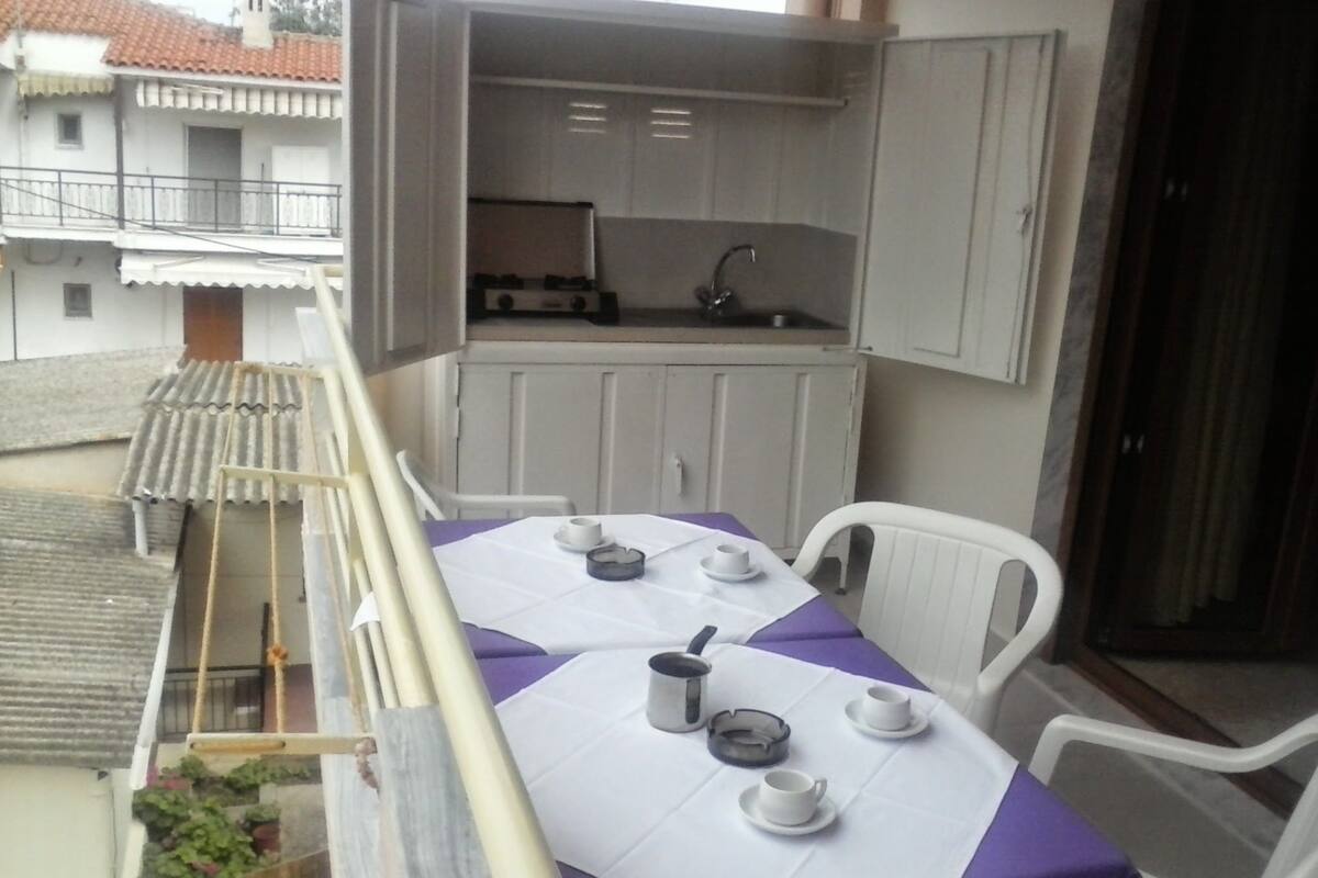 Estúdio família, vista para o jardim | Sacada