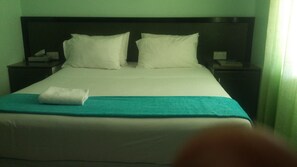 Executive Room - Ramorwa Guest Lodge (Gumare)