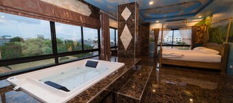 Thongtara House Boutique Residence