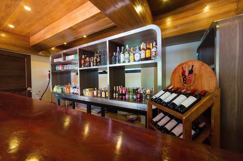 酒吧(店内)