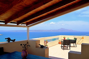 Appartement, 1 chambre, balcon, vue sur la mer | Terrasse/patio