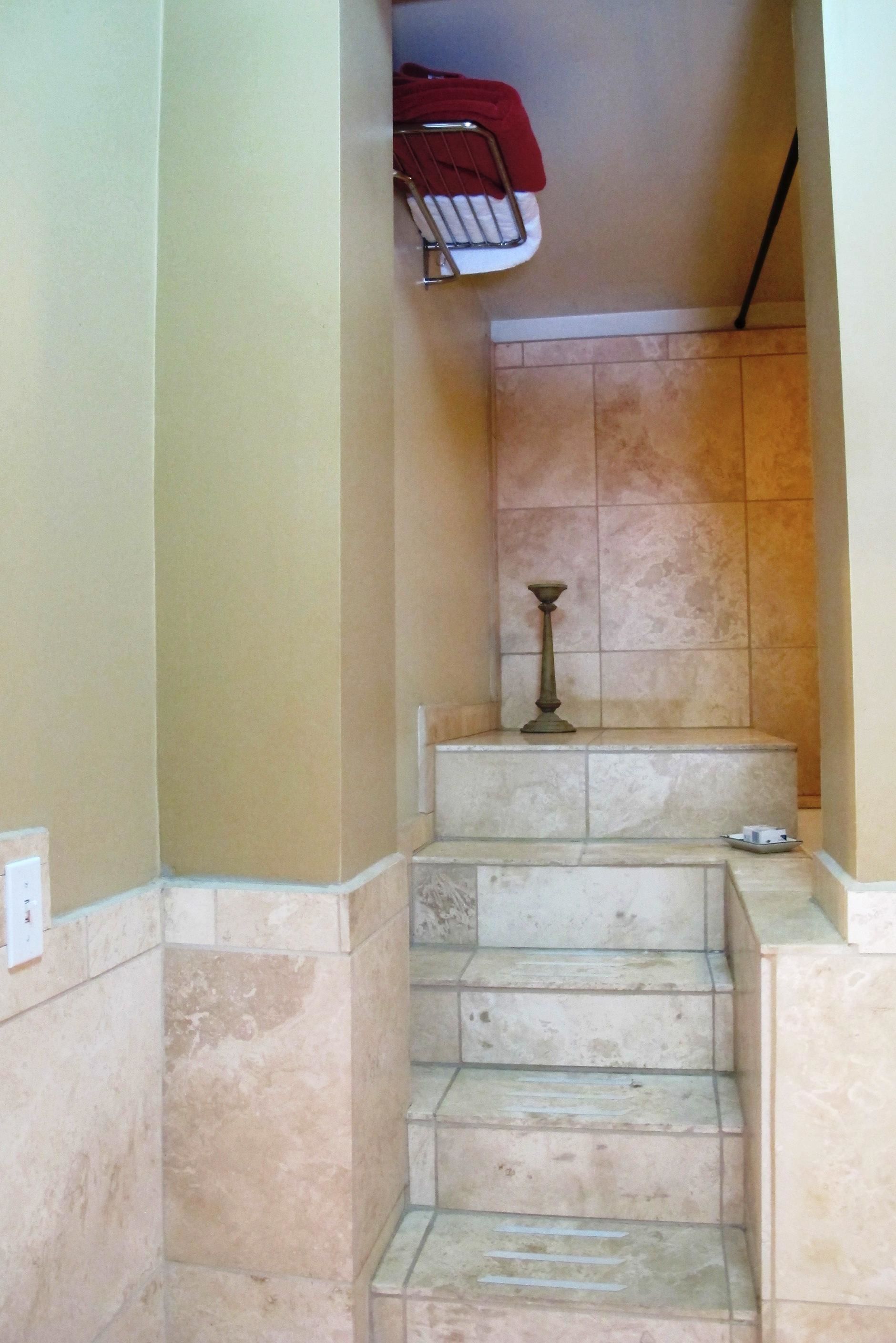 Comfort House, 2 Bedrooms, Mountainside | Bathroom | Shower, hair dryer, towels