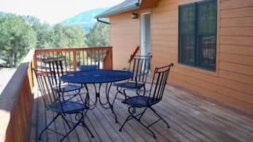 Comfort House, 4 Bedrooms, Mountainside | Balcony