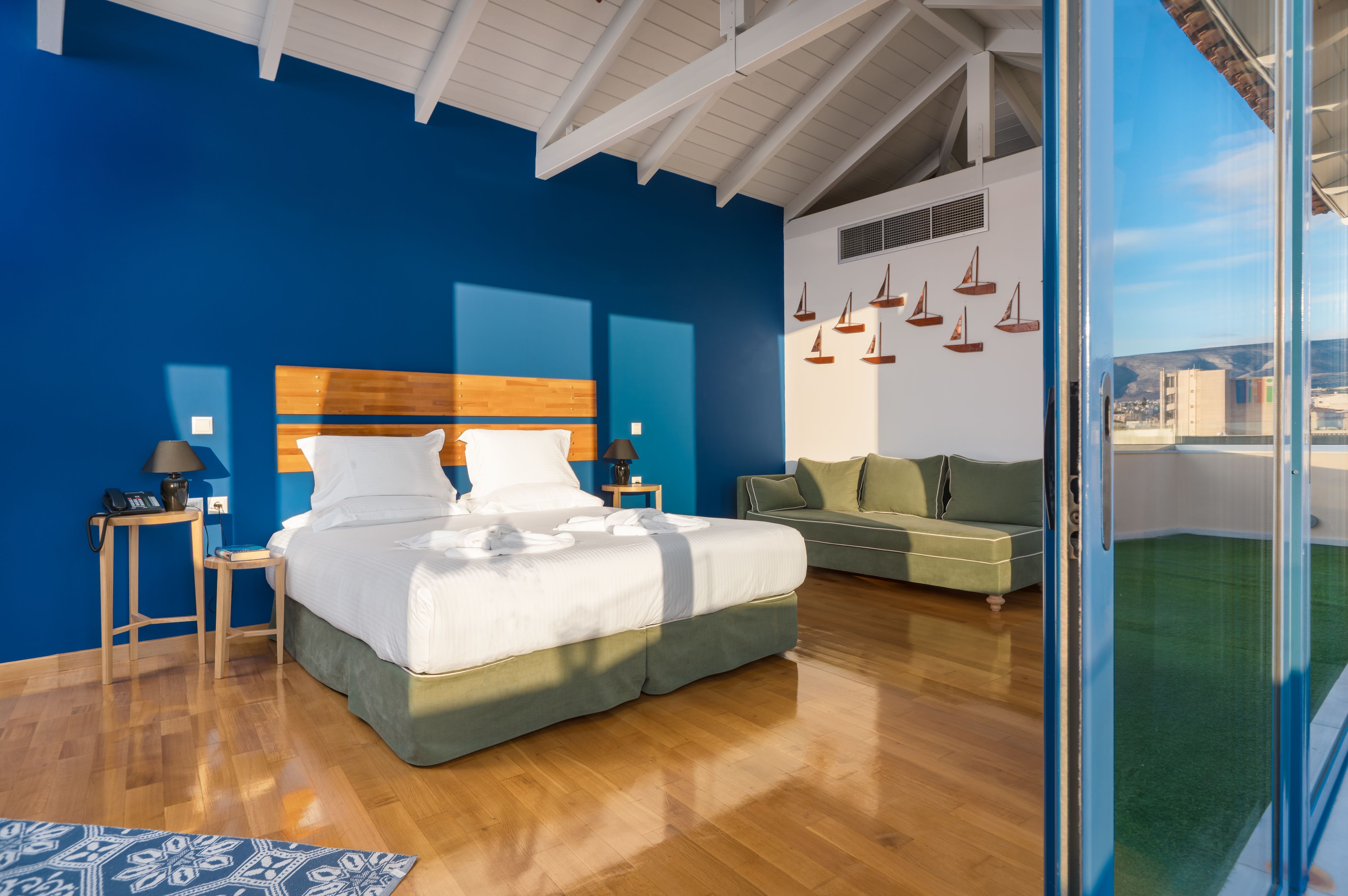 junior suite (panoramic acropolis view) | 1 bedroom, hypo-allergenic bedding, minibar, in-room safe