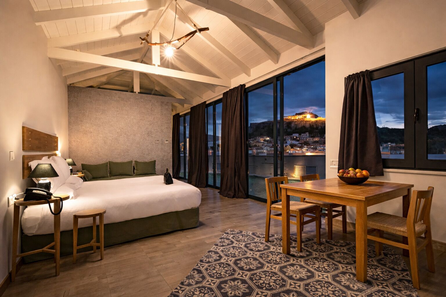 Junior Suite (Panoramic Acropolis View) | Hypo-allergenic bedding, minibar, in-room safe, desk