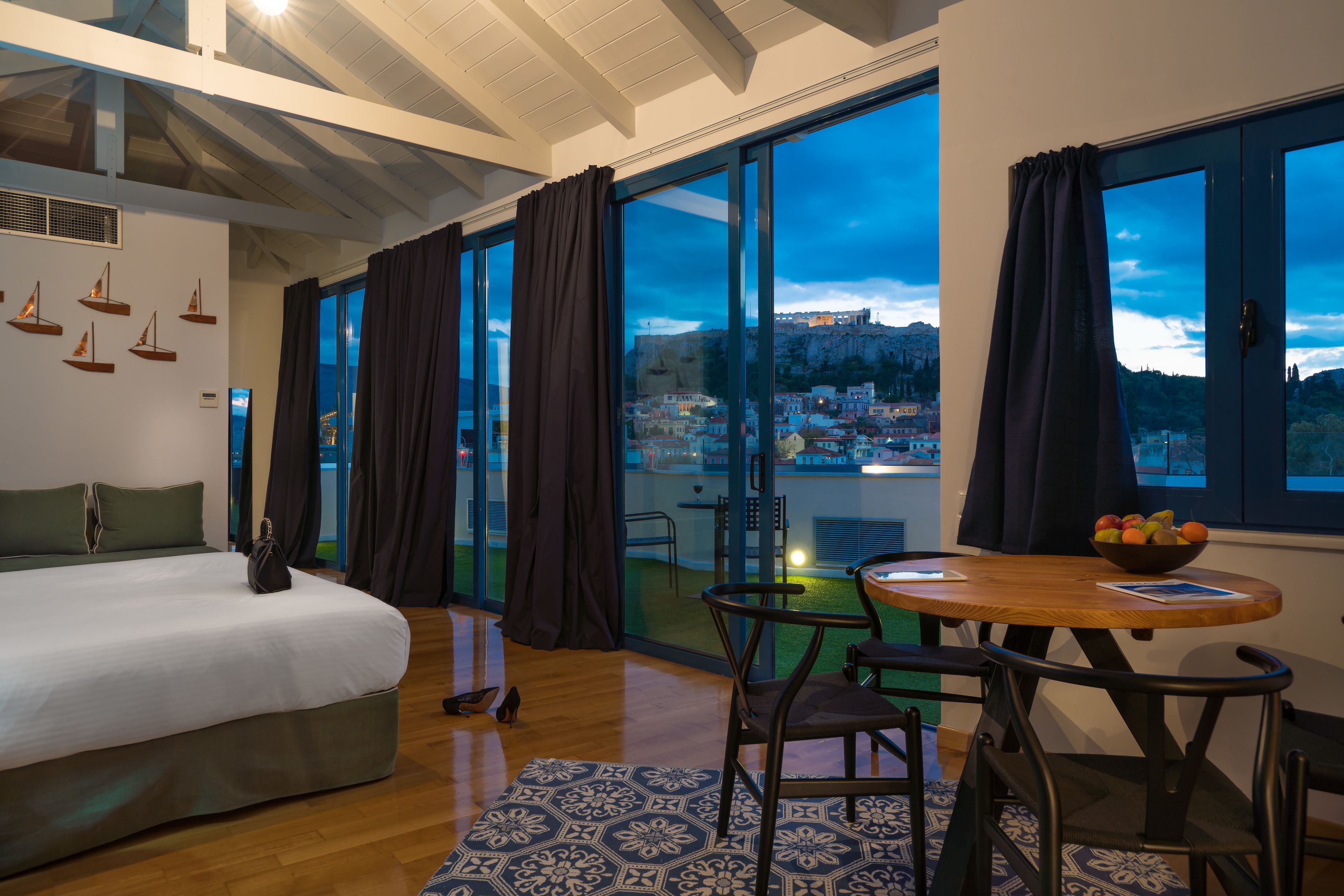 junior suite (panoramic acropolis view) | 1 bedroom, hypo-allergenic bedding, minibar, in-room safe