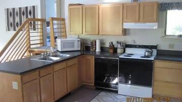 Fridge, microwave, coffee/tea maker