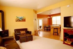 DVD player - Mountain Modern 4 Bedroom Holiday Home By Pinon Vacation Rentals (Salida)