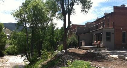 River House Upstream 2 Bedroom Holiday Home By Pinon Vacation Rentals