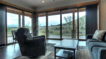 Comfort House, 1 Bedroom, Mountainside | Living area
