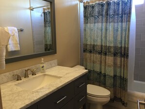 Bathroom - River Walk 2 Bedroom Holiday Home By Pinon Vacation Rentals (Salida)