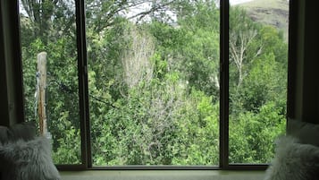 Pemandangan dari hartanah