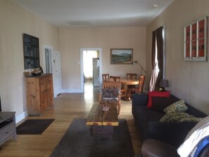 Comfort House, 2 Bedrooms, Mountainside