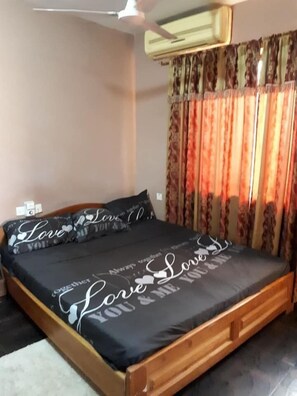 Bureau, chambres insonorisées, Wi-Fi