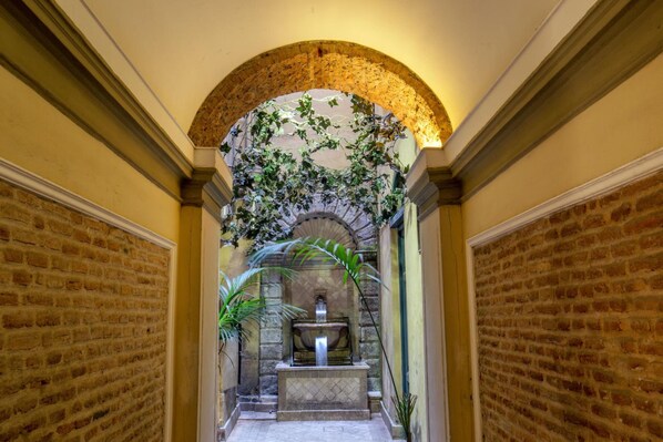 Interior - Ad Hoc Domus (Rome)