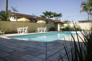 Outdoor pool, sun loungers
