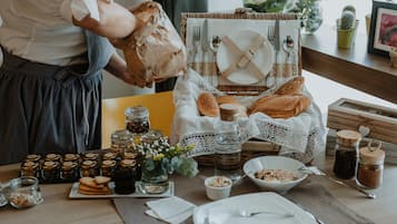 Tägliches inbegriffenes Frühstücksbuffet