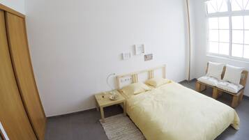 Draps italiens Frette, couette en duvet d'oie, décoration personnalisée