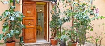 Rental In Rome Celestino Apartment