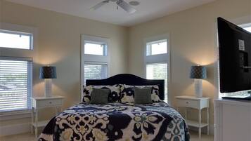 4 bedrooms, iron/ironing board, bed sheets