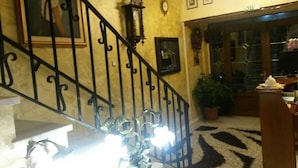 Interior - Aeolic Star Hotel (Kalabaka)