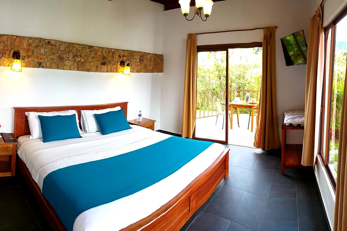 King Bungalow with Spa Bath | Bộ đồ giường cao cấp, chăn bông, nệm Tempur-Pedic, minibar 