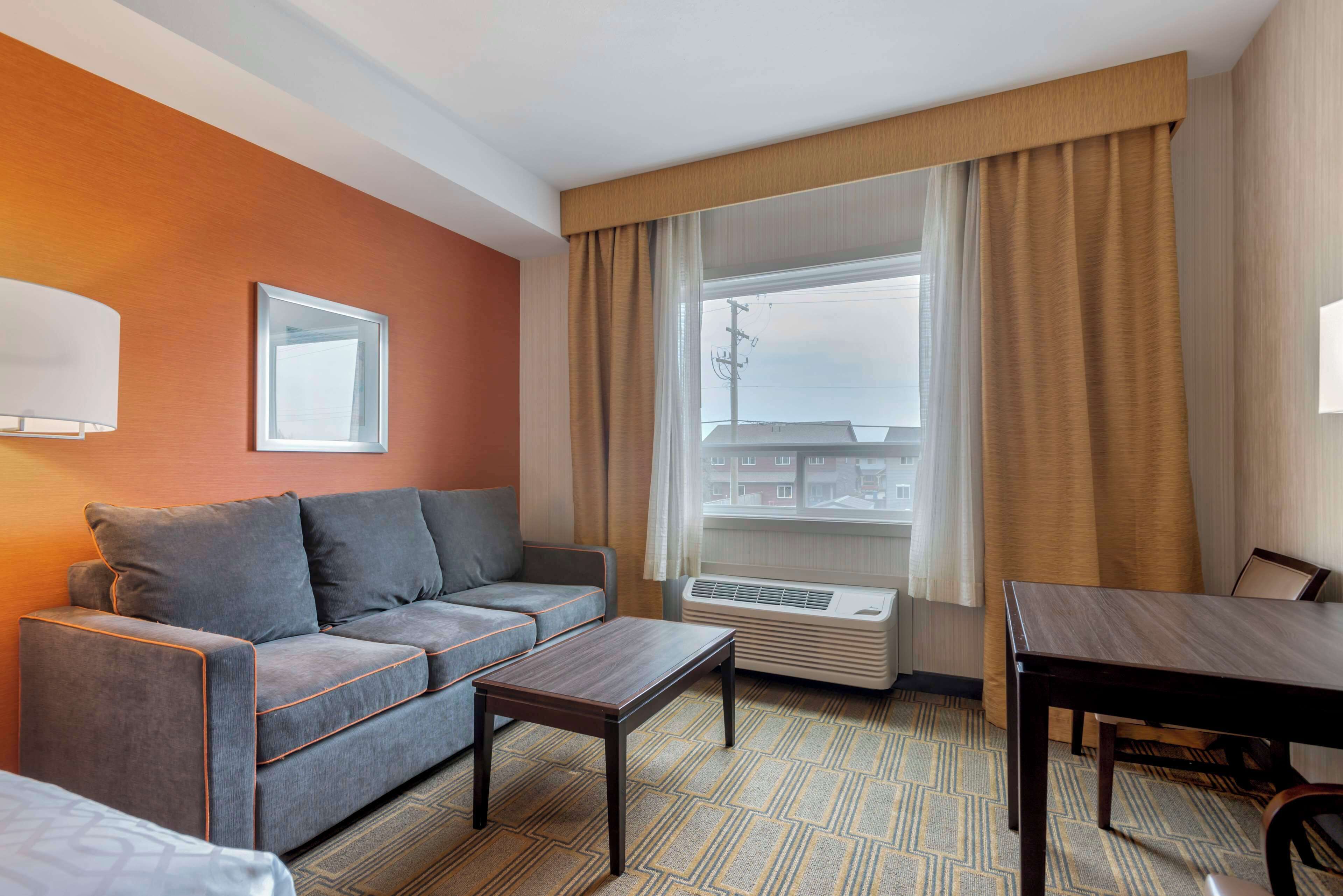 pillow-top beds, in-room safe, desk, blackout curtains