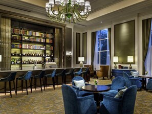 2 bars/lounges - Sofitel Shanghai Hongqiao (Shanghai)