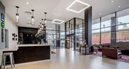 Comfort Inn & Suites near Stadium