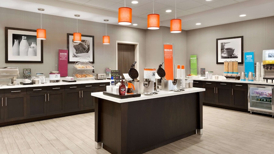 Hampton Inn North Olmsted Cleveland Airport