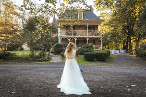 Front of property - Fallen Tree Farm Bed & Breakfast (Carlisle)