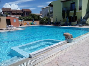 Alberca al aire libre 