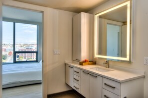 Apartemen Eksekutif, 2 kamar tidur | 2 kamar tidur, meja kerja, setrika/meja setrika, dan Wi-Fi gratis