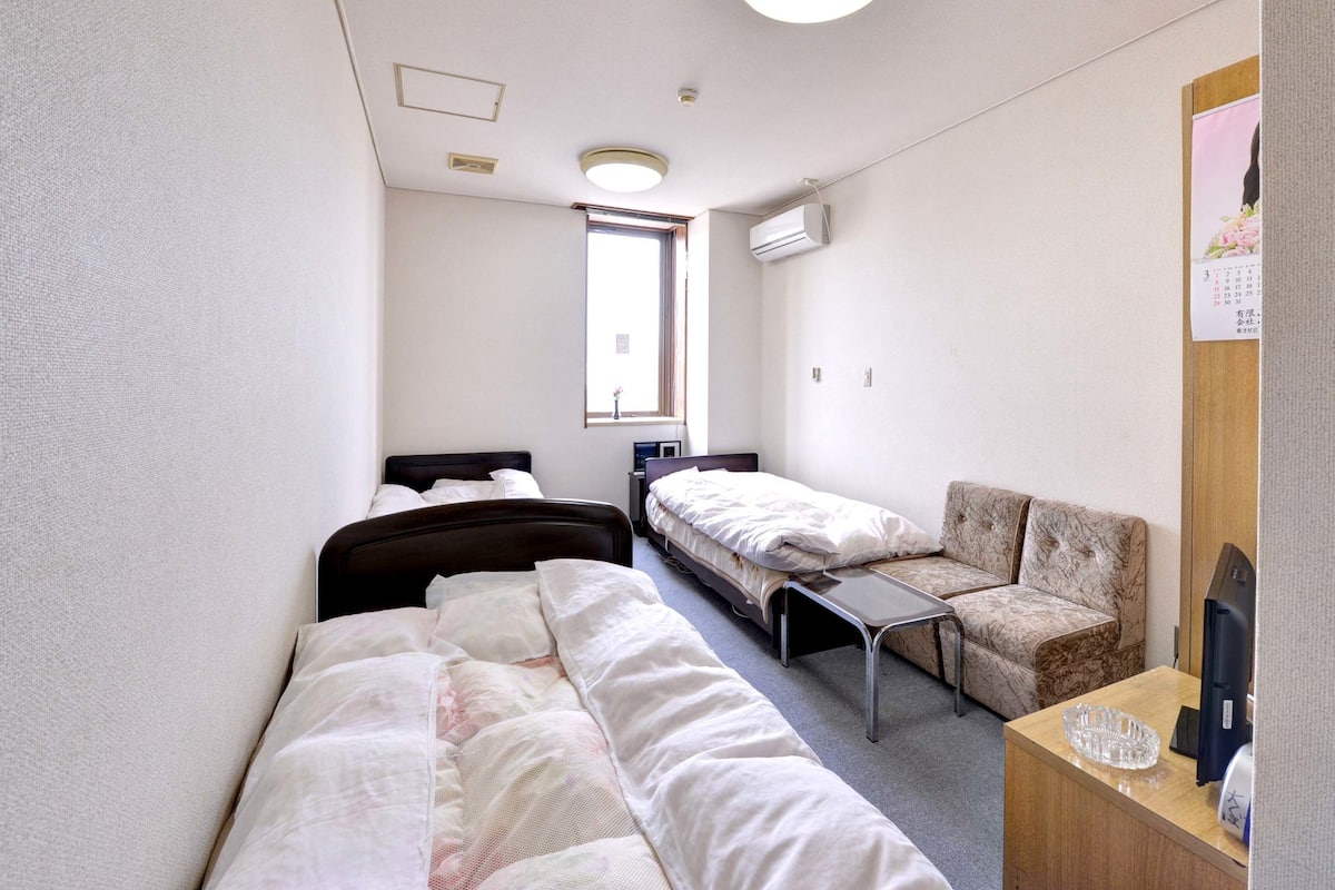 Habitación triple estándar, para no fumadores | Wifi gratis 
